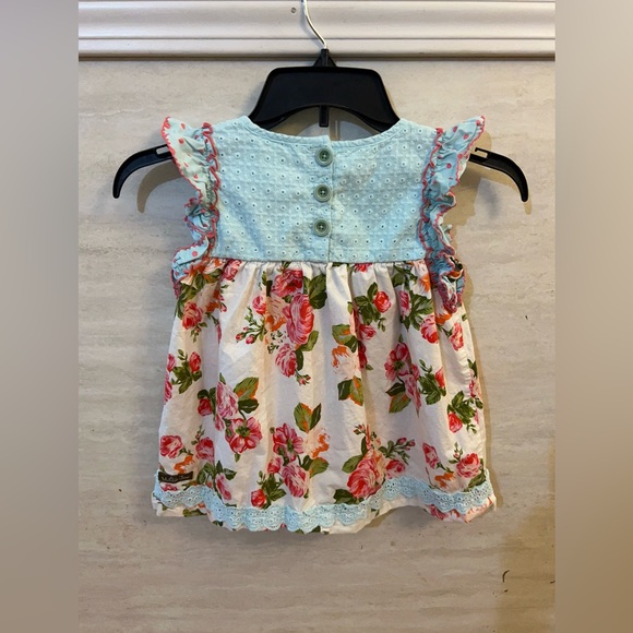 Matilda Jane
"Togetherness Shabby Top" - Picture 2 of 10